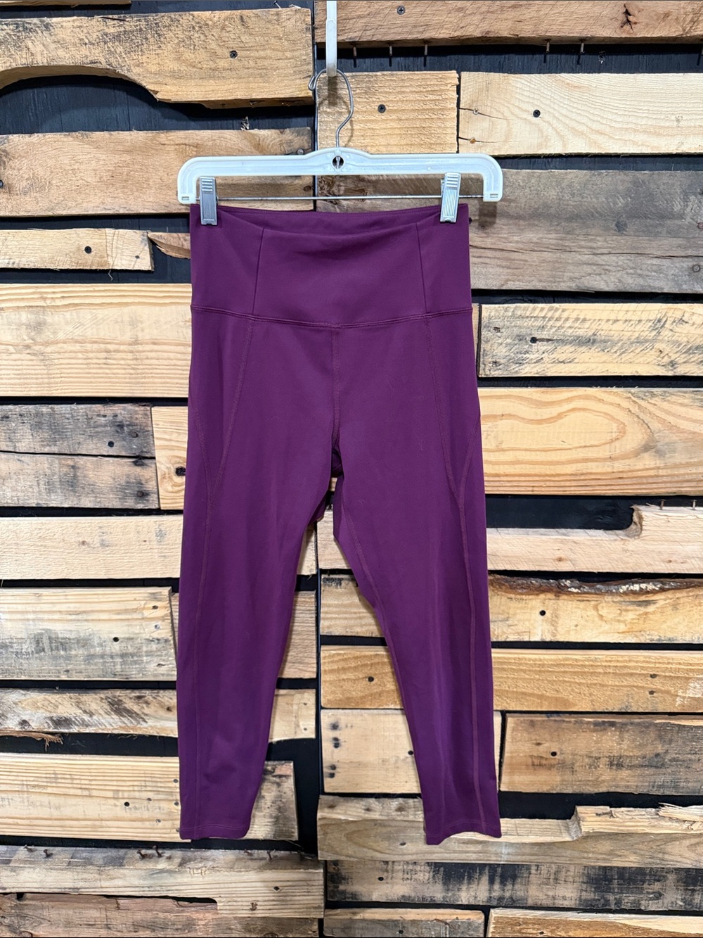 Girlfriend Collective Compressive
High-Rise Cropped Legging Plum Small - Picture 2 of 5